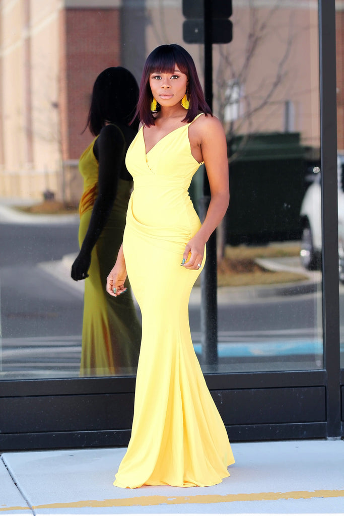 Yellow spaghetti strap maxi 2024 dress